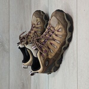Oboz Women Outdoor Hiking Dry Waterproof Sneakers shoes sz 8.5